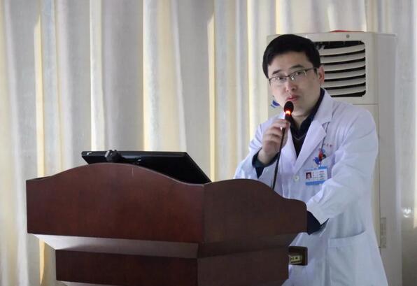 如今福州眼科医院白内障专科能为患者提供规格齐全的功能性人工晶状体,功能性人工晶体不但能告别白内障,而且能 老花、视光、散光等问题,三焦点晶体更可提供近、中、远全程视力,改进夜间视力等。同时还将为 个患者量“眼”定制、满足不同用眼需求3.jpg 如今福州眼科医院白内障专科能为患者提供规格齐全的功能性人工晶状体,功能性人工晶体不但能告别白内障,而且能 老花、视光、散光等问题,三焦点晶体更可提供近、中、远全程视力,改进夜间视力等。同时还将为 个患者量“眼”定制、满足不同用眼需求3.jpg