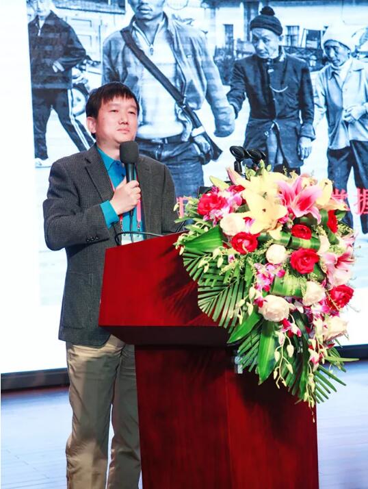 东莞新利体育院长卢敏被评为广东省基层医药学会眼科 委员会首届副主任委员4.jpg 东莞新利体育院长卢敏被评为广东省基层医药学会眼科 委员会首届副主任委员4.jpg