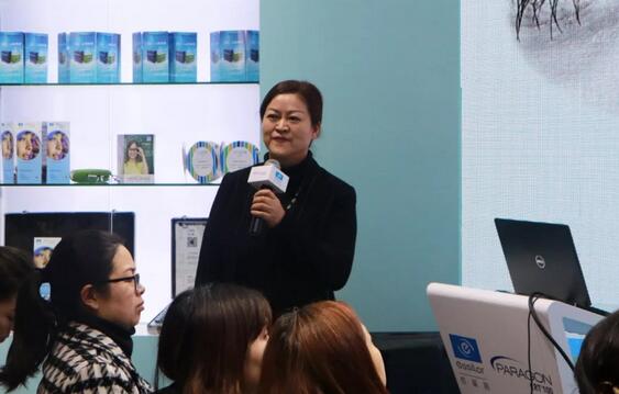 新利体育专家团受邀亮相第十九届环球眼科学学术会议暨第十九届环球视光学学术会议（COOC 2019）6.jpg