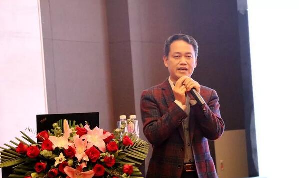 深圳新利体育举行2019深圳眼屈光手术新技术暨屈光性白内障临床实践学术会议13.jpg 深圳新利体育举行2019深圳眼屈光手术新技术暨屈光性白内障临床实践学术会议13.jpg