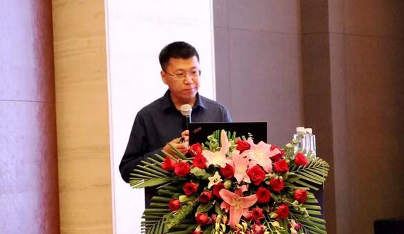 深圳新利体育举行2019深圳眼屈光手术新技术暨屈光性白内障临床实践学术会议15.jpg 深圳新利体育举行2019深圳眼屈光手术新技术暨屈光性白内障临床实践学术会议15.jpg