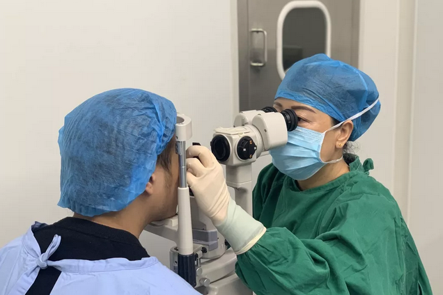 深圳新利体育刘畅主任：深受近视患者们的信赖