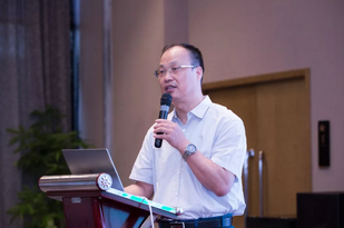 6月23日，由重庆新利体育举办的“第三届新利体育论坛”在重庆翰文大酒店落幕， 该会议邀请10多位国内出名眼科专家进行学术演讲，并与现场近120名来自地县和其它地区的眼科同道们齐聚一堂，共同探讨当前眼科学领域的 学术研究成果、临床诊疗新技术以及未来的发展趋势等4.png