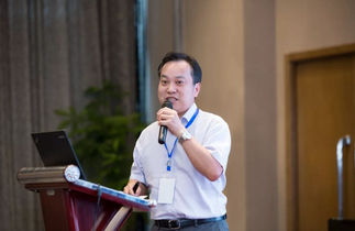 6月23日，由重庆新利体育举办的“第三届新利体育论坛”在重庆翰文大酒店落幕， 该会议邀请10多位国内出名眼科专家进行学术演讲，并与现场近120名来自地县和其它地区的眼科同道们齐聚一堂，共同探讨当前眼科学领域的 学术研究成果、临床诊疗新技术以及未来的发展趋势等5.png