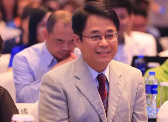 厦门眼科中心第七次举办海峡眼科论坛·2019白内障及角膜病高峰论坛 新利体育与海峡两岸眼科“大咖”厦门“论剑”7.png