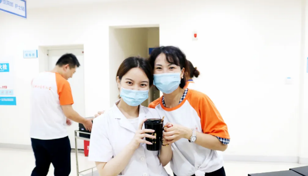 公益助力高考 爱心情暖新利体育 ——重庆新利体育工会助力高考暨关爱员工活动进行中3.png 公益助力高考 爱心情暖新利体育 ——重庆新利体育工会助力高考暨关爱员工活动进行中3.png