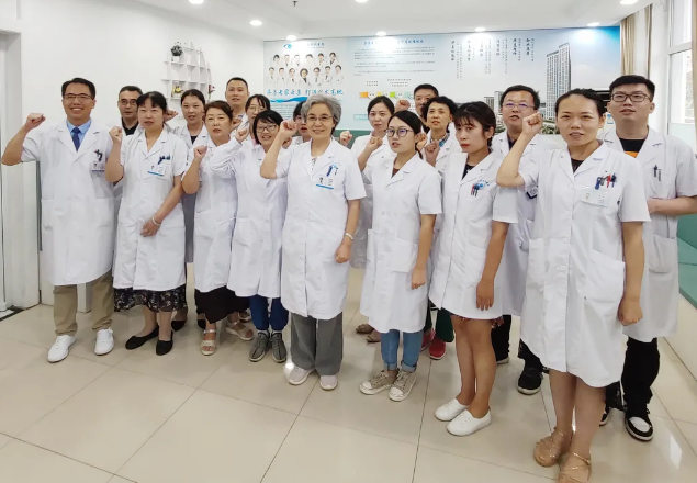 8.19中国医师节:青岛新利体育开展医师节宣誓大会2.png 8.19中国医师节:青岛新利体育开展医师节宣誓大会2.png