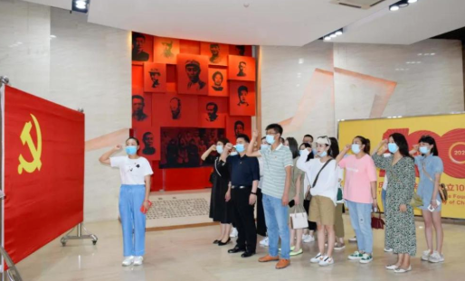 新利体育党委开展系列红色主题活动6.png 新利体育党委开展系列红色主题活动6.png