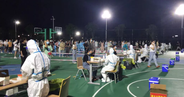 不负使命!新利体育援莆医疗队凯旋归来,荔城区委书记到场送别6.png 不负使命!新利体育援莆医疗队凯旋归来,荔城区委书记到场送别6.png