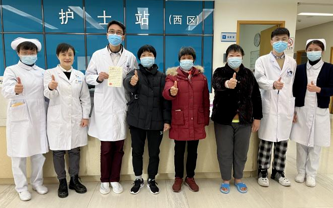 佛山新利体育:患者手写感谢信,赞扬眼科好医生1.png 佛山新利体育:患者手写感谢信,赞扬眼科好医生1.png