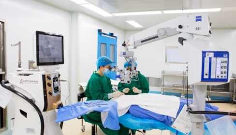 聊城新利体育任春慧:从医40年,用一双“慧”眼守护无数双慧眼1.png 聊城新利体育任春慧:从医40年,用一双“慧”眼守护无数双慧眼1.png