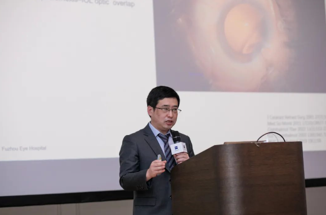 坐标奥地利! 新利体育专家团亮相“国际学术舞台”,与全球眼科精英共谱“学术交响曲”4.png 坐标奥地利! 新利体育专家团亮相“国际学术舞台”,与全球眼科精英共谱“学术交响曲”4.png