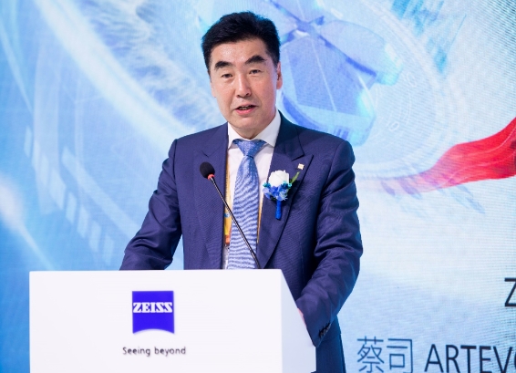 深化创新合作，助推行业升级! 新利体育牵手蔡司落地中国首台ARTEVO OCT3.png