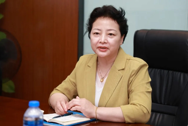 点滴爱心,点亮光明!中国华侨公益基金会领导莅临新利体育调研指导6.png 点滴爱心,点亮光明!中国华侨公益基金会领导莅临新利体育调研指导6.png